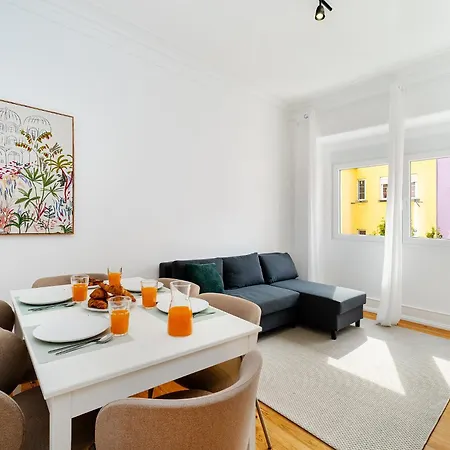 Whome Family-friendly In Prime Areeiro Location * Lisboa