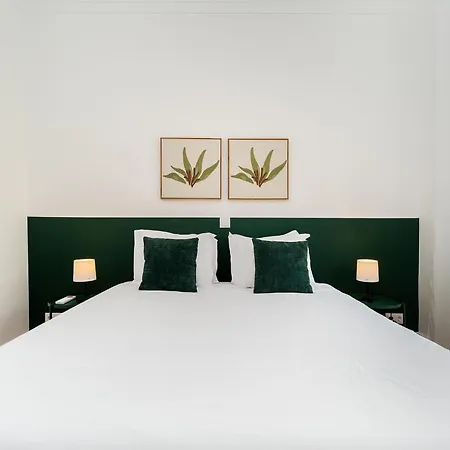 Whome Family-friendly In Prime Areeiro Location Lisboa