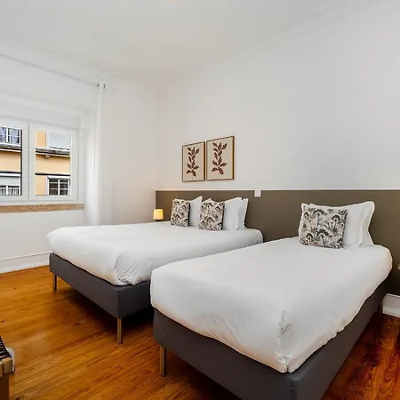 Whome Family-friendly In Prime Areeiro Location *